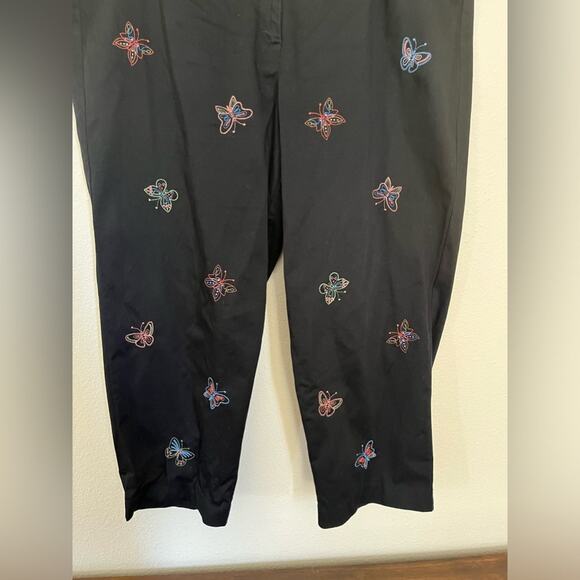 Embroidered Butterfly Pants Black Cropped  Novelty Print Women's Size 18 - Picture 4 of 9